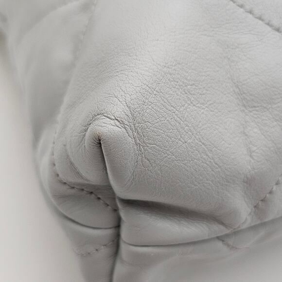 Chanel Pale Blue Quilted Medium 22 Hobo Bag - Picture 11 of 12